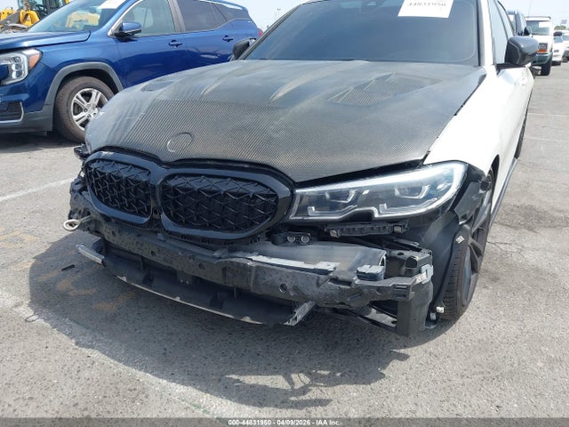3MW5R1J06M8B95241 BMW 330I