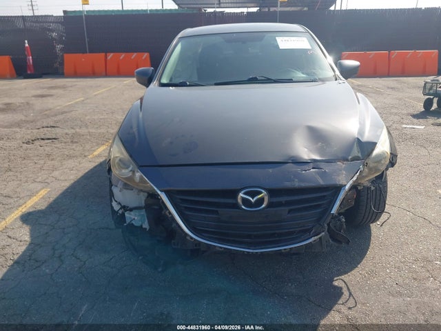 Продажа на аукционе авто 2014 Mazda Mazda3, vin: JM1BM1U73E1138160, номер лота: 44831960