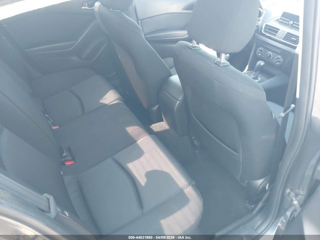 Продажа на аукционе авто 2014 Mazda Mazda3, vin: JM1BM1U73E1138160, номер лота: 44831960