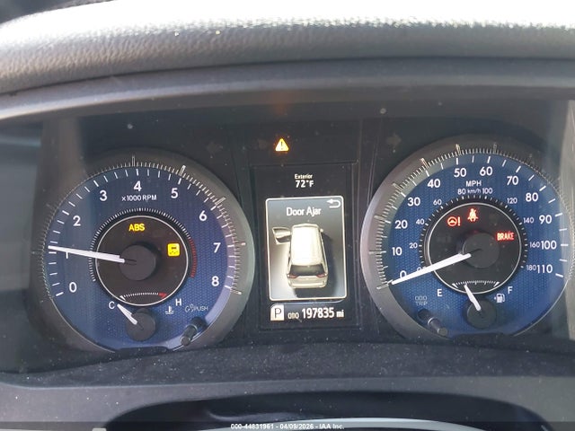 44831961 :رقم المزاد ، 5TDYK3DC3FS638042 vin ، 2015 Toyota Sienna Xle 8 Passenger مزاد بيع