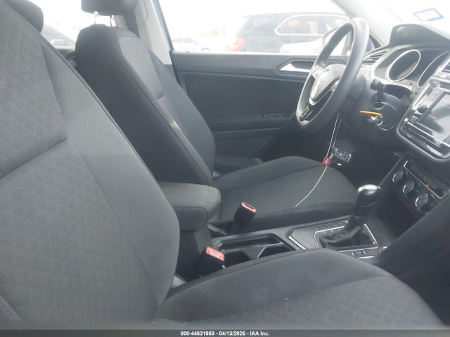 Aukcja sprzedaży 2019 Volkswagen Tiguan 2.0t S, vin: 3VV1B7AX6KM061888, numer aukcji: 44831969
