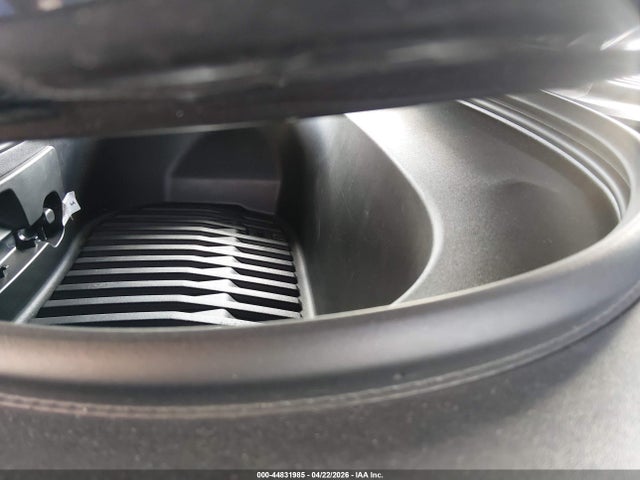5YJ3E1EA2SF972564 Tesla Model 3 Long Range Rear-wheel Drive/standard Rear-wheel Drive
