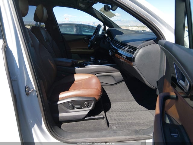 Продажа на аукционе авто 2018 Audi Q7 3.0t Premium, vin: WA1VAAF71JD023949, номер лота: 44832007