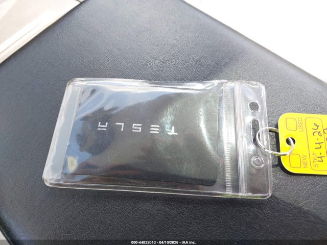 44832013 :رقم المزاد ، 5YJYGAEE1MF263582 vin ، 2021 Tesla Model Y Long Range Dual Motor All-wheel Drive مزاد بيع