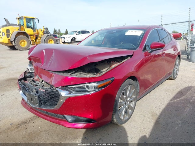 Aukcja sprzedaży 2021 Mazda Mazda3 Premium, vin: JM1BPADL3M1325031, numer aukcji: 44832017