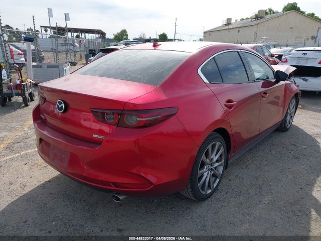 Aukcja sprzedaży 2021 Mazda Mazda3 Premium, vin: JM1BPADL3M1325031, numer aukcji: 44832017