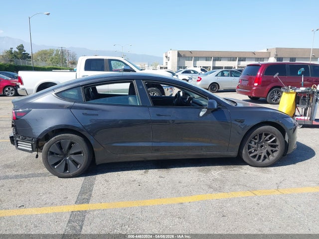 2025 Tesla Model 3 Long Range Rear-wheel Drive/standard Rear-wheel Drive მანქანა იყიდება აუქციონზე, vin: 5YJ3E1EA8SF937527, აუქციონის ნომერი: 44832024