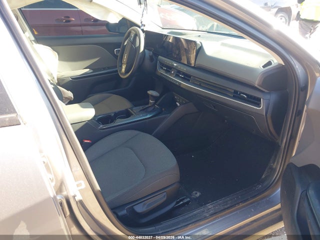 44832027 :رقم المزاد ، 3KPFT4DEXSE160797 vin ، 2025 Kia K4 Lxs مزاد بيع