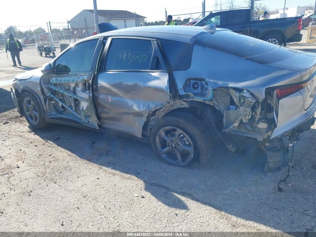 44832027 :رقم المزاد ، 3KPFT4DEXSE160797 vin ، 2025 Kia K4 Lxs مزاد بيع