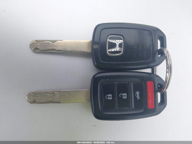 Продаж на аукціоні авто 2015 Honda Civic Lx, vin: 2HGFB2F51FH510446, номер лоту: 44832029