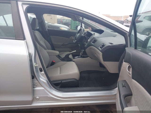 Продаж на аукціоні авто 2015 Honda Civic Lx, vin: 2HGFB2F51FH510446, номер лоту: 44832029