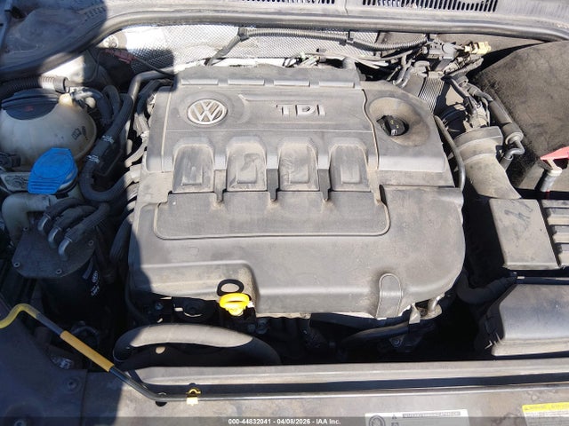 3VWLA7AJXFM222929 Volkswagen Jetta 2.0l Tdi S