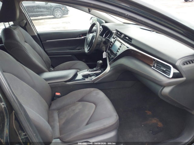 Aukcja sprzedaży 2018 Toyota Camry Le, vin: 4T1B11HK2JU091585, numer aukcji: 44832048