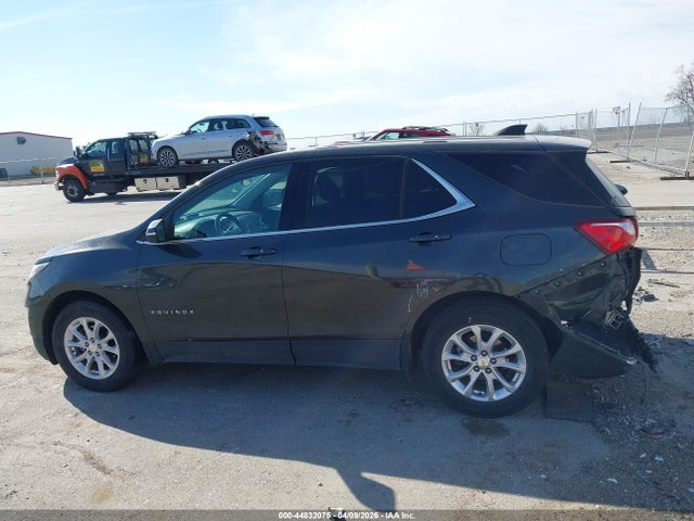 Продаж на аукціоні авто 2018 Chevrolet Equinox Lt, vin: 3GNAXJEV3JL116914, номер лоту: 44832075