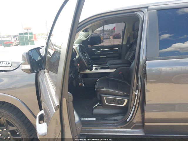 Продаж на аукціоні авто 2022 Ram 1500 Laramie  4x2 5'7 Box, vin: 1C6RREJT2NN231745, номер лоту: 44832076