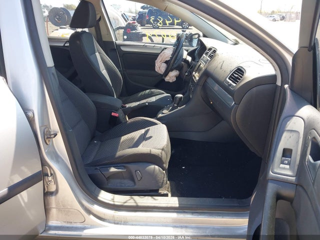 44832079 :رقم المزاد ، WVWDM7AJXCW214212 vin ، 2012 Volkswagen Golf Tdi 4-door مزاد بيع