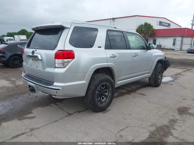 2013 Toyota 4runner Sr5 მანქანა იყიდება აუქციონზე, vin: JTEZU5JR6D5051271, აუქციონის ნომერი: 44832090