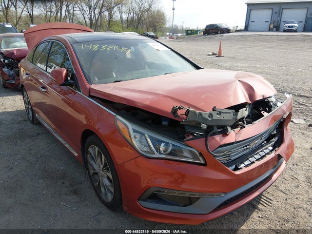 2015 Hyundai Sonata Limited 2.0t მანქანა იყიდება აუქციონზე, vin: 5NPE34AB1FH202460, აუქციონის ნომერი: 44832149