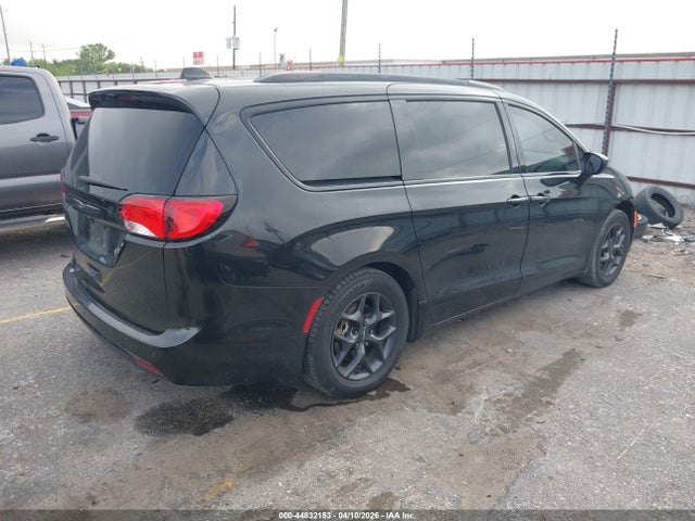 Продажа на аукционе авто 2018 Chrysler Pacifica Touring L, vin: 2C4RC1BG4JR174658, номер лота: 44832153