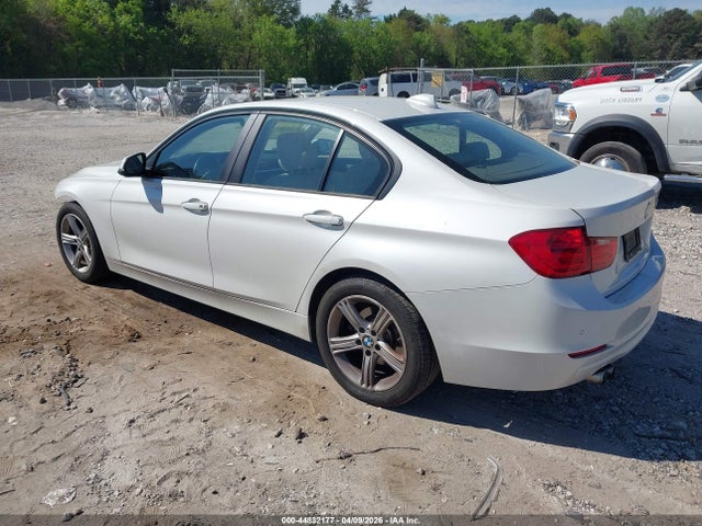 44832177 :رقم المزاد ، WBA3A5C59FP604934 vin ، 2015 Bmw 328i مزاد بيع