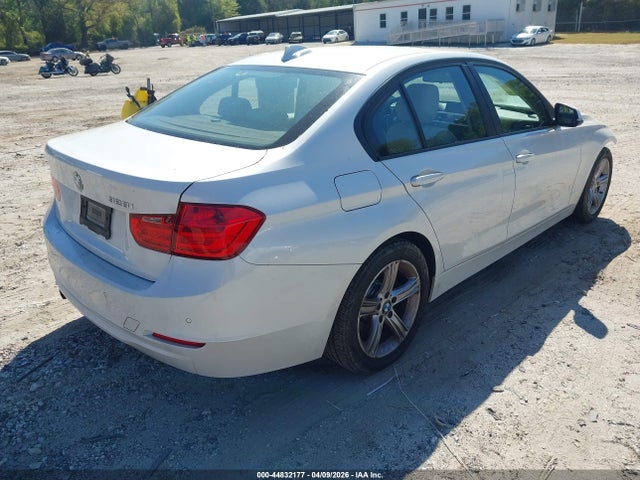 44832177 :رقم المزاد ، WBA3A5C59FP604934 vin ، 2015 Bmw 328i مزاد بيع