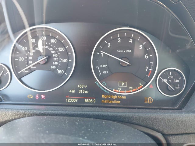44832177 :رقم المزاد ، WBA3A5C59FP604934 vin ، 2015 Bmw 328i مزاد بيع