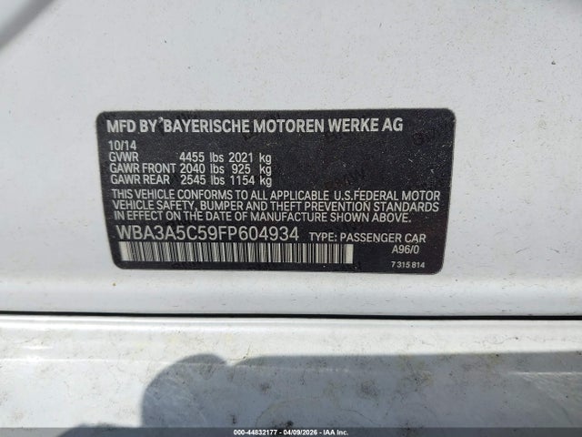 44832177 :رقم المزاد ، WBA3A5C59FP604934 vin ، 2015 Bmw 328i مزاد بيع
