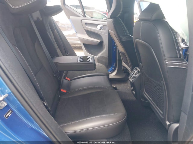 YV4ED3UR7M2524676 Volvo Xc40 Recharge Pure Electric P8