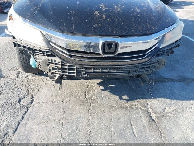 1HGCR2F36HA117055 Honda ACCORD LX