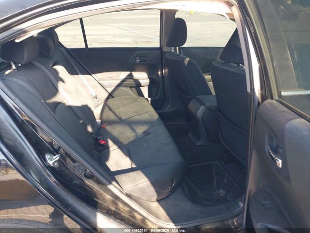 1HGCR2F36HA117055 Honda ACCORD LX