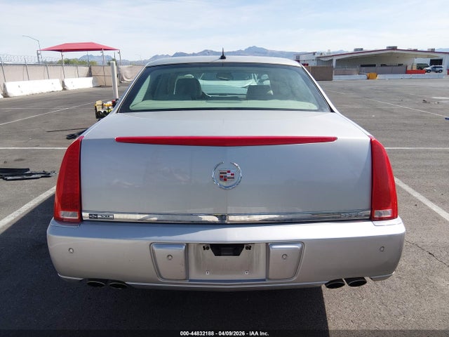 44832188 :رقم المزاد ، 1G6KD57Y16U187033 vin ، 2006 Cadillac Dts Standard مزاد بيع