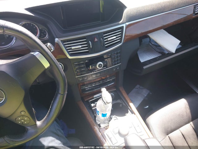 44832192 :رقم المزاد ، WDDHF7CBXBA418057 vin ، 2011 Mercedes-benz E 550 مزاد بيع