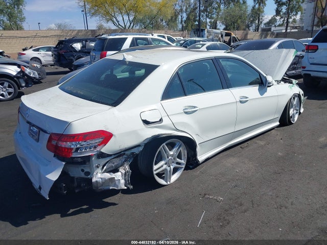 44832192 :رقم المزاد ، WDDHF7CBXBA418057 vin ، 2011 Mercedes-benz E 550 مزاد بيع