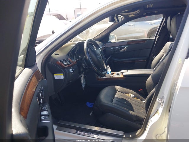 44832192 :رقم المزاد ، WDDHF7CBXBA418057 vin ، 2011 Mercedes-benz E 550 مزاد بيع