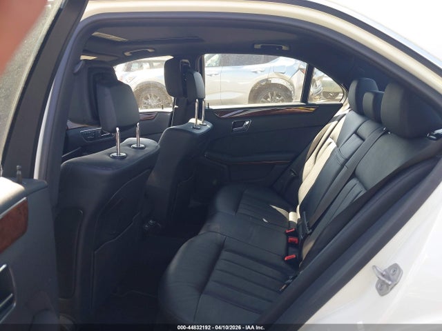 44832192 :رقم المزاد ، WDDHF7CBXBA418057 vin ، 2011 Mercedes-benz E 550 مزاد بيع