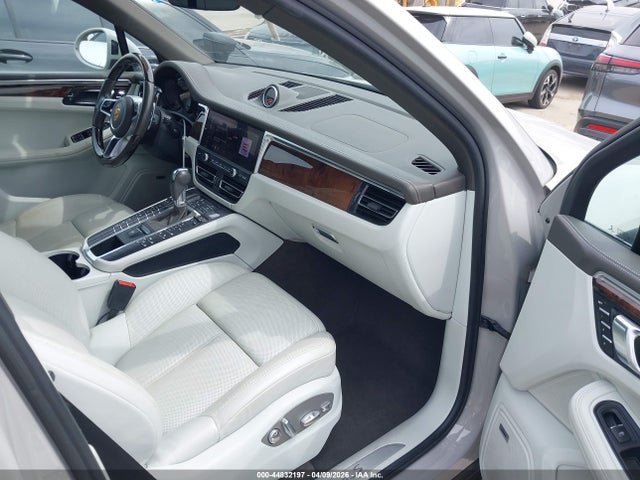 Продажа на аукционе авто 2021 Porsche Macan S, vin: WP1AB2A56MLB36382, номер лота: 44832197