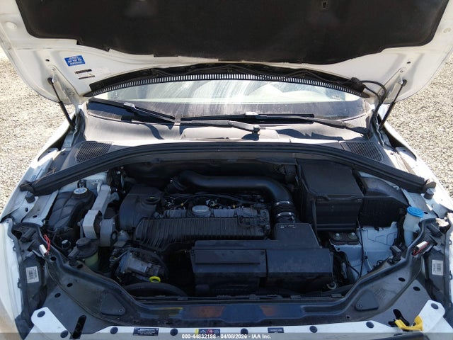 YV4612RK3F2737890 Volvo Xc60 T5/t5 Premier
