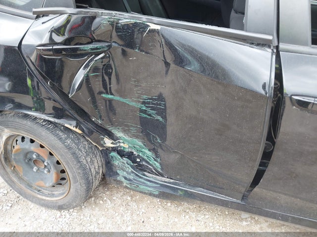 44832234 :رقم المزاد ، 19XFC2F57JE020660 vin ، 2018 Honda Civic Lx مزاد بيع