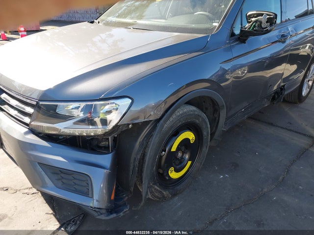 3VV1B7AX0LM036776 Volkswagen Tiguan 2.0t S