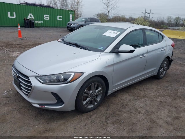 2018 Hyundai Elantra Sel მანქანა იყიდება აუქციონზე, vin: 5NPD84LF2JH340871, აუქციონის ნომერი: 44832253