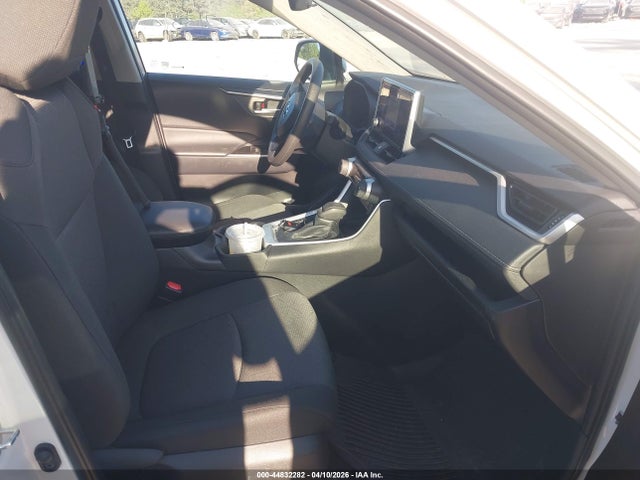 44832282 :رقم المزاد ، 2T3W1RFV3RC287133 vin ، 2024 Toyota Rav4 Xle مزاد بيع