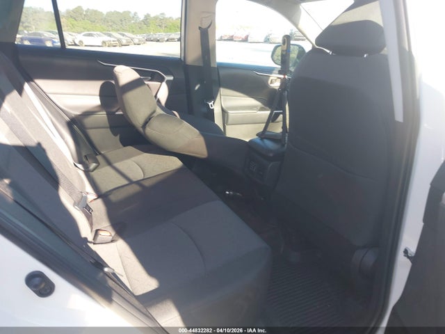 44832282 :رقم المزاد ، 2T3W1RFV3RC287133 vin ، 2024 Toyota Rav4 Xle مزاد بيع
