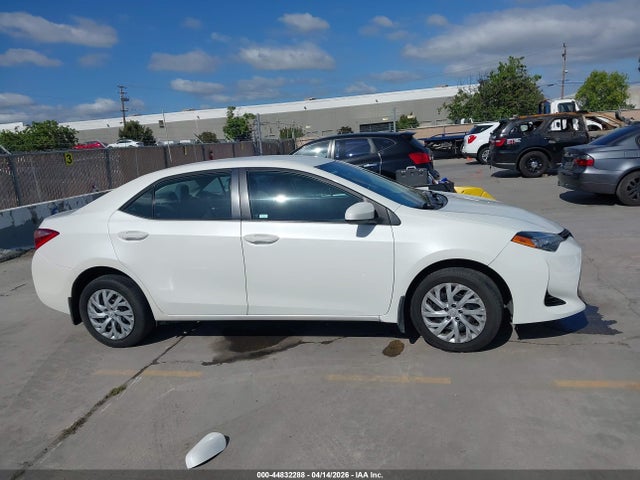 Toyota COROLLA LE 2017 5YFBURHEXHP635648 Image 14