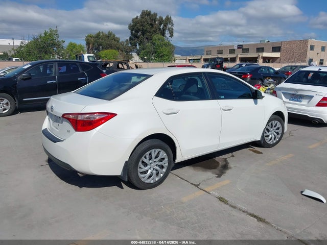 Toyota COROLLA LE 2017 5YFBURHEXHP635648 Image 4