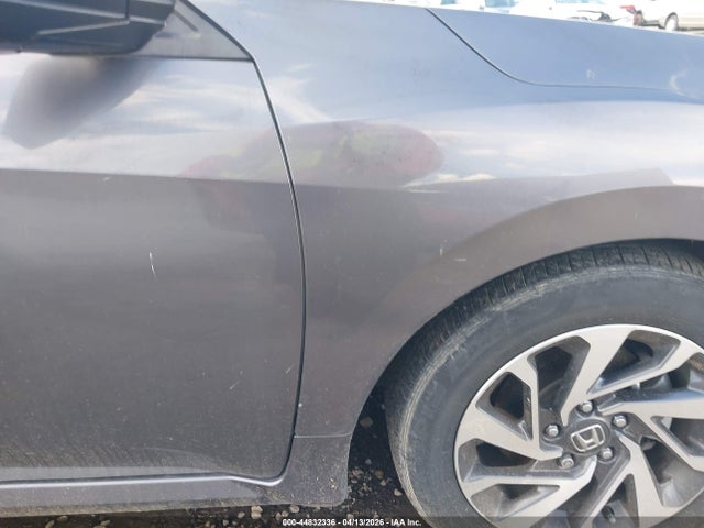 Honda CIVIC EX 2017 19XFC2F78HE213315 Image 16