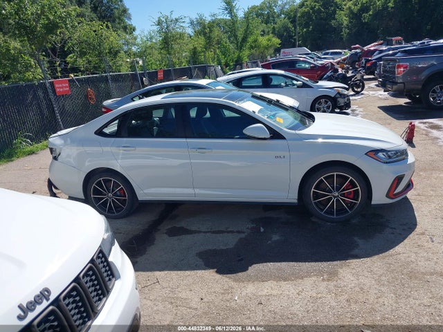 2025 Volkswagen Jetta Gli 2.0t Autobahn მანქანა იყიდება აუქციონზე, vin: 3VW1T7BU7SM024197, აუქციონის ნომერი: 44832349