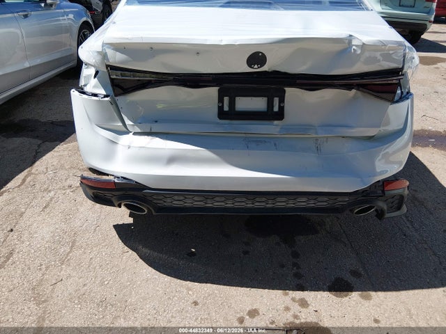 2025 Volkswagen Jetta Gli 2.0t Autobahn მანქანა იყიდება აუქციონზე, vin: 3VW1T7BU7SM024197, აუქციონის ნომერი: 44832349