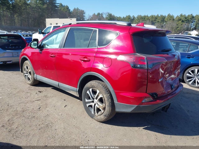 Toyota RAV4 LE 2017 2T3BFREV4HW570204 Image 3