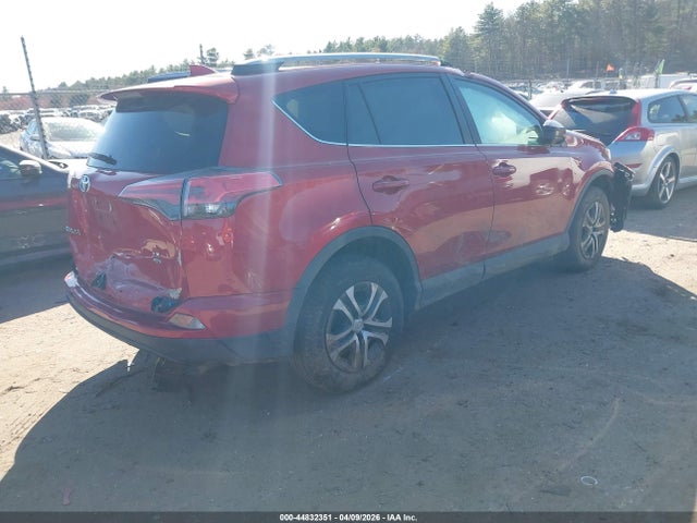 Toyota RAV4 LE 2017 2T3BFREV4HW570204 Image 4