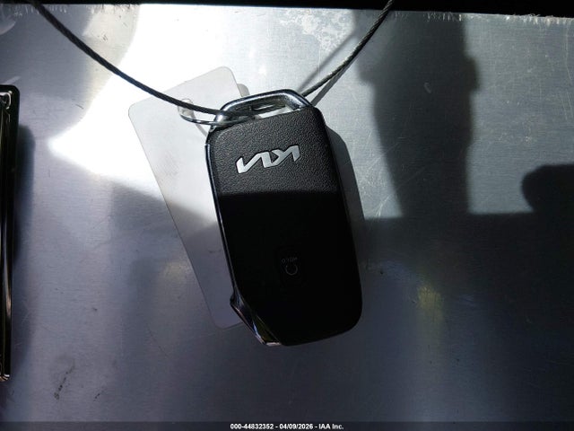 44832352 :رقم المزاد ، KNDEUCAA0R7558356 vin ، 2024 Kia Seltos S مزاد بيع